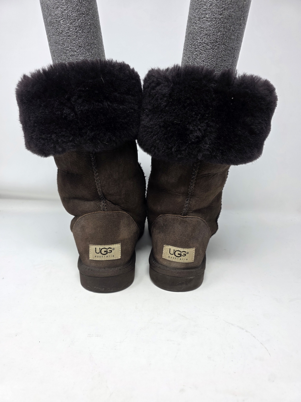 UGG Australia Classic Tall 5815 Chocolate Brown Suede Shearling Boots Women W8